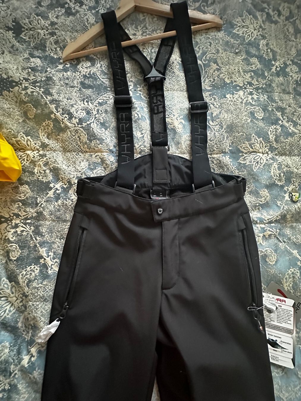 Pantaloni: New men ski pants size XS – Nuovo e nell'imballaggio originale da Sorengo venduto da dis_tfq6