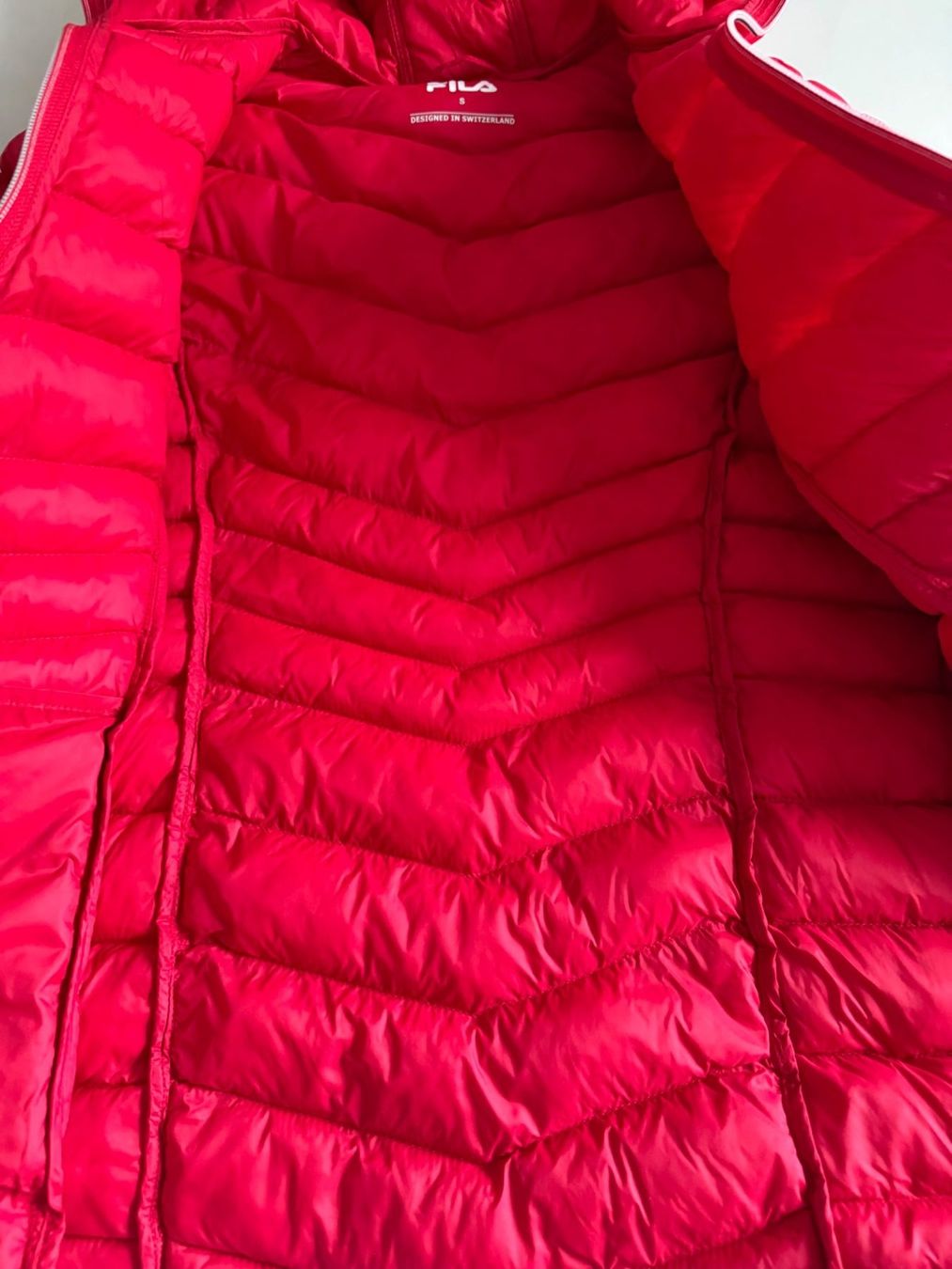 Fila Giacche: Jacke FILA ROT Grösse S – Nuovo (secondo la descrizione) da Adliswil venduto da atram57 7