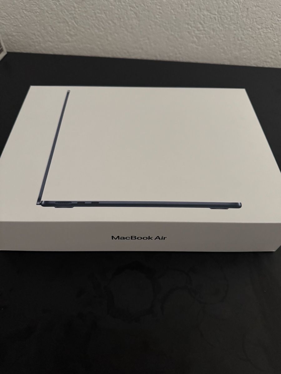Apple Portables: MacBook Air M4 2025,+APPLE CARE  – Neuf (Voir description) à La Chaux-de-Fonds par sou_z5tg 8