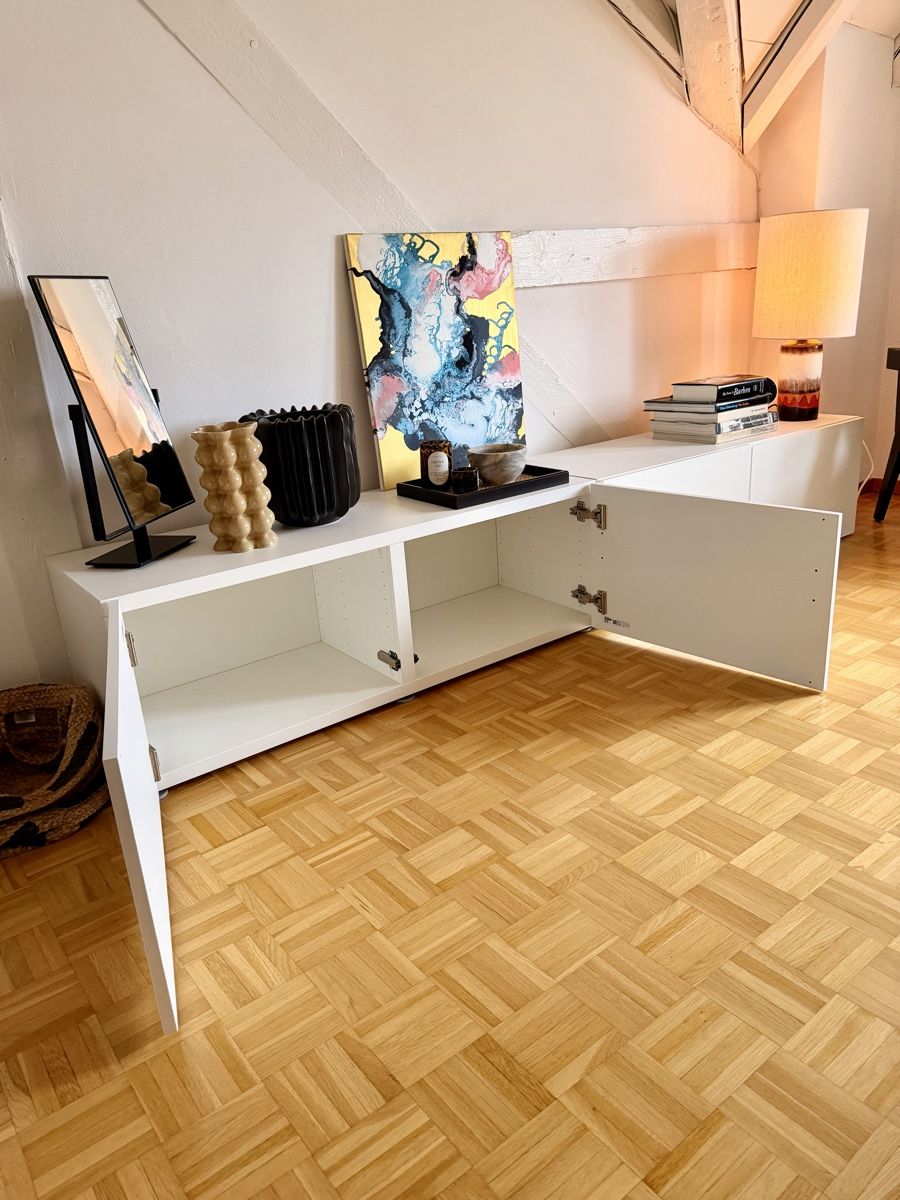 Ikea Mobili TV: Lowboard Sideboard weiss Ikea Besta – Usato da St. Gallen venduto da kev_6dm5 1