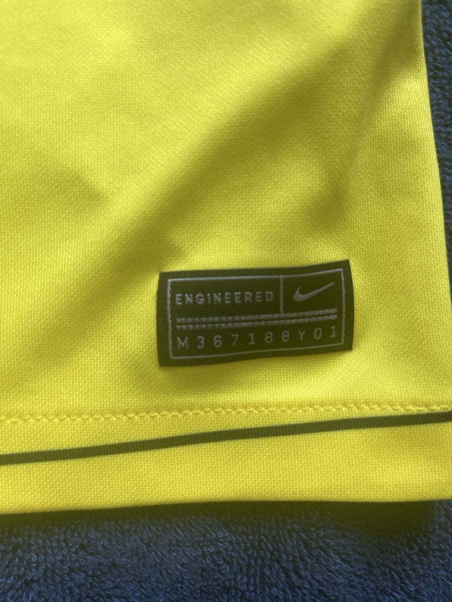 Nike Leibchen & Hosen: Maillot de chelsea – Neu und originalverpackt aus Chambésy von wal_zv2t 3