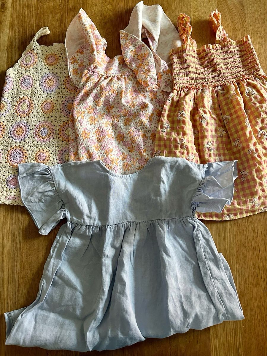 Zara Ensembles coordonnés: Kleidchen von Zara – Neuf (Voir description) à Stäfa par Michelecarmen8892