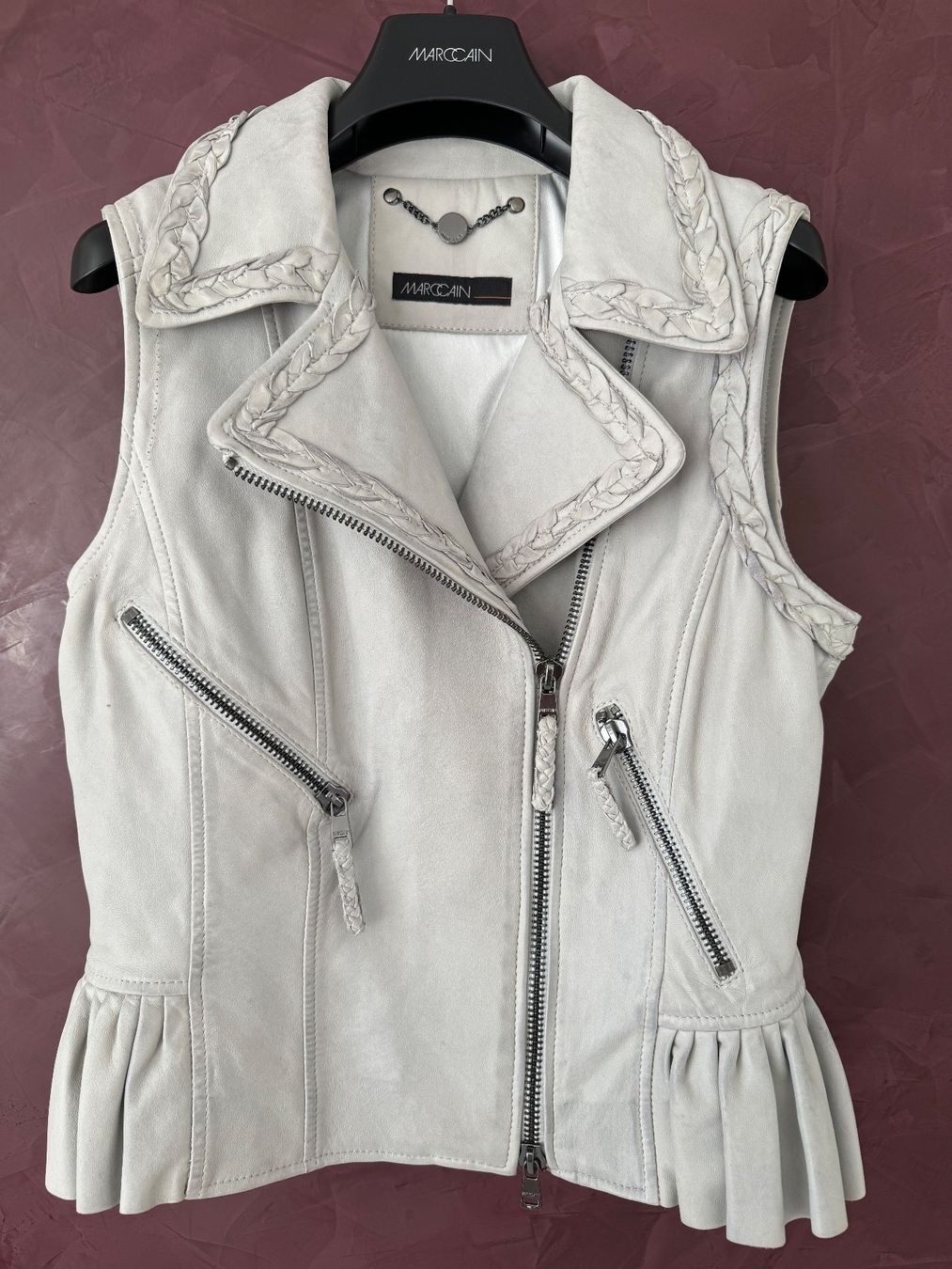 Marc Cain Gilet & Giacche senza maniche: Marc Cain Leder Jacke Weste Hellgrau N 2 Gr 36 – Nuovo (secondo la descrizione) da Wauwil venduto da machneu11
