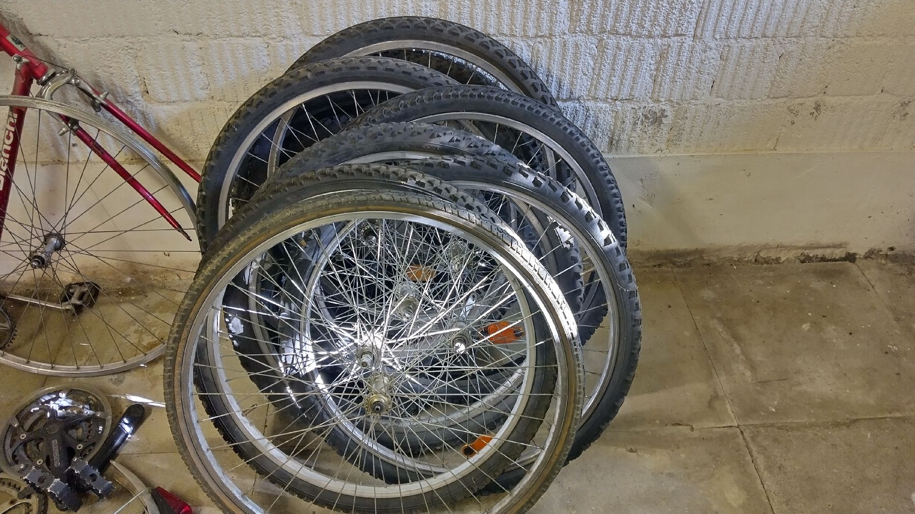 Pièces détachées: Fahrrad Teile + Bianchi Rahmen – D'occasion à Zürich par GuillaumeLux 4