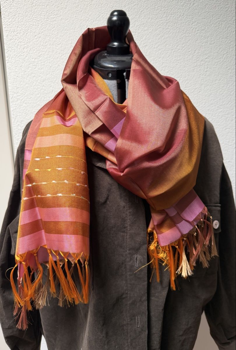 Foulards & écharpes: Schal mit Streifenmuster und Fransen neu – Neuf avec emballage d'origine à Wettswil par Elsol