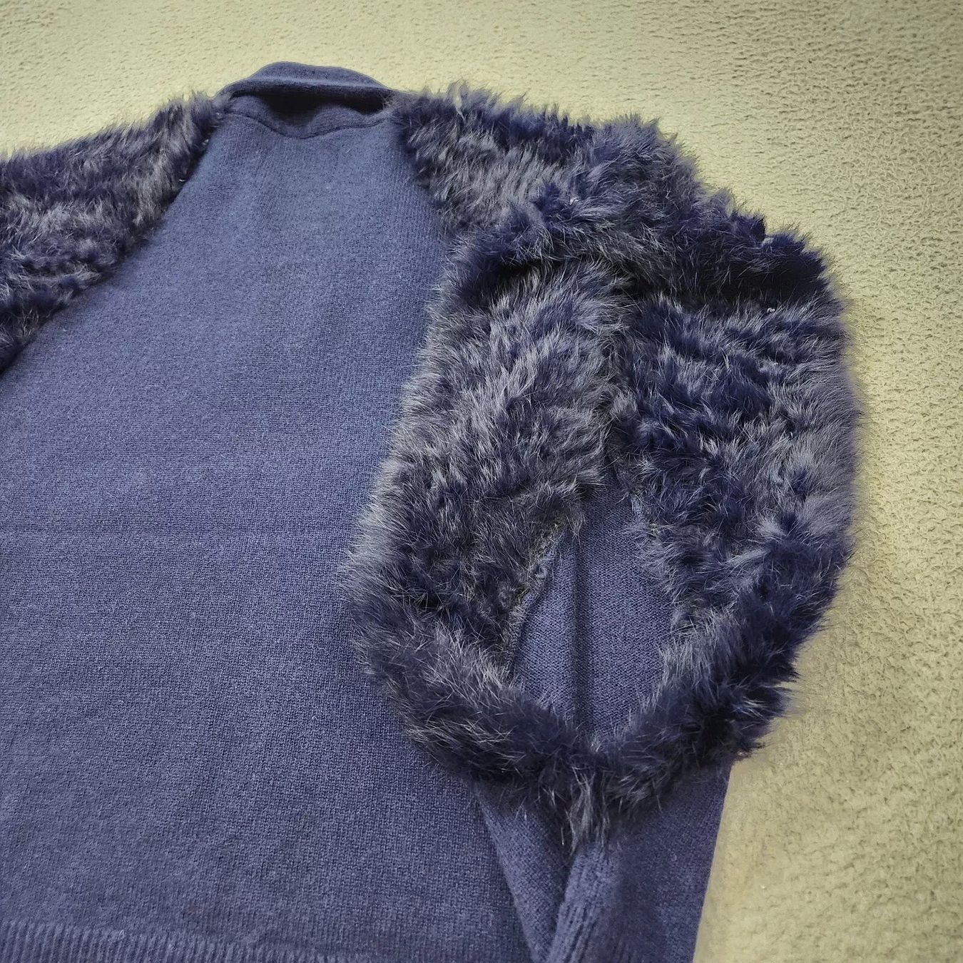 Max & Moi Maglioni & Felpe: MAX&MOI Pullover Cape Kaschmir Pelz – Usato da Obergösgen venduto da crystalfox 8