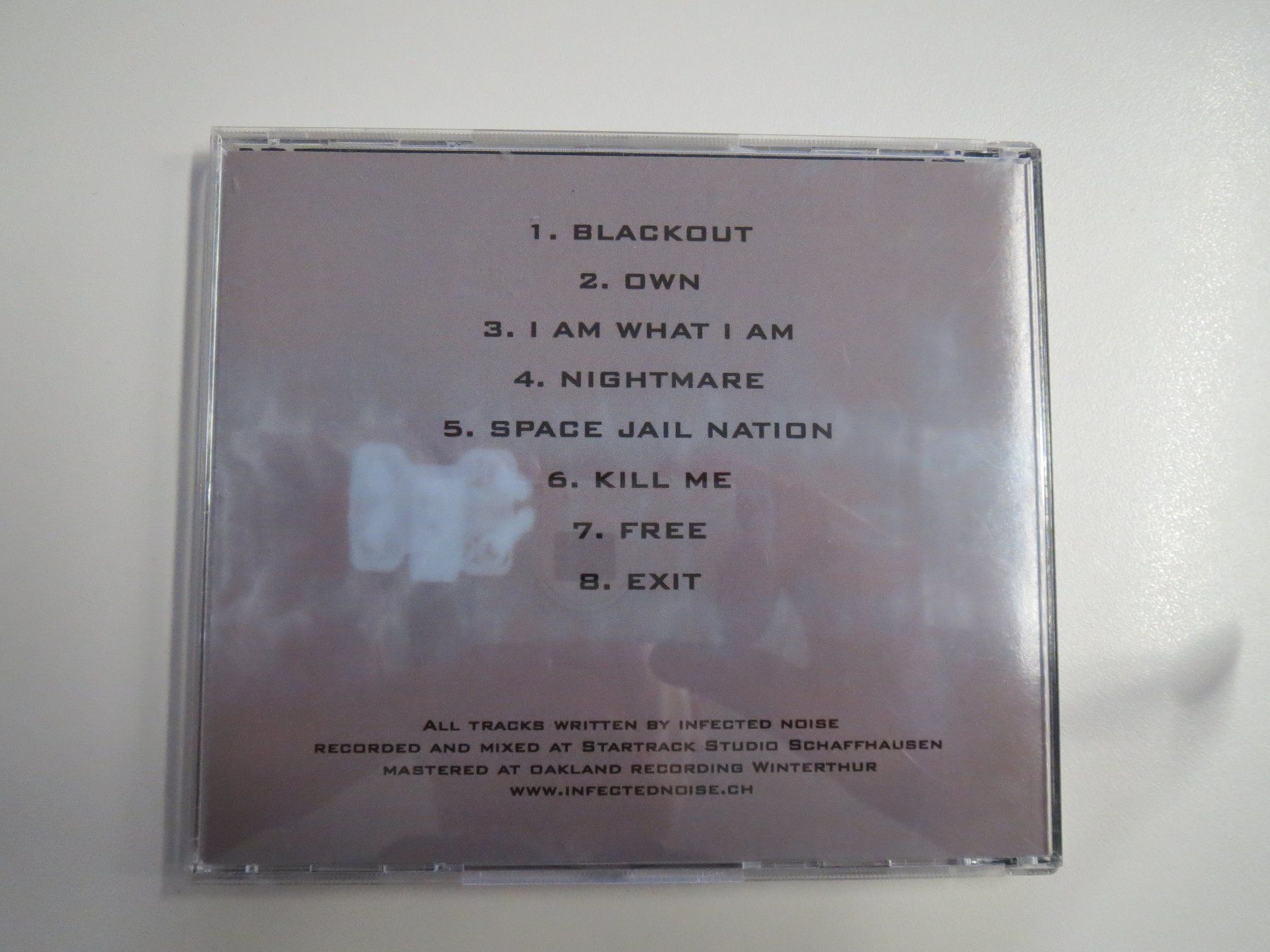 CD: INFECTED NOISE - Out of control – Nuovo (secondo la descrizione) da Hüttwilen venduto da Andmithand 1