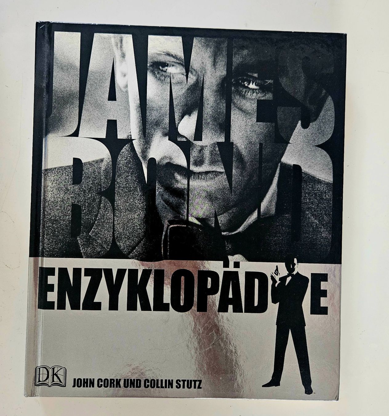 Libri: James Bond Enzyklopädie – Nuovo (secondo la descrizione) da Liebefeld venduto da Straycats