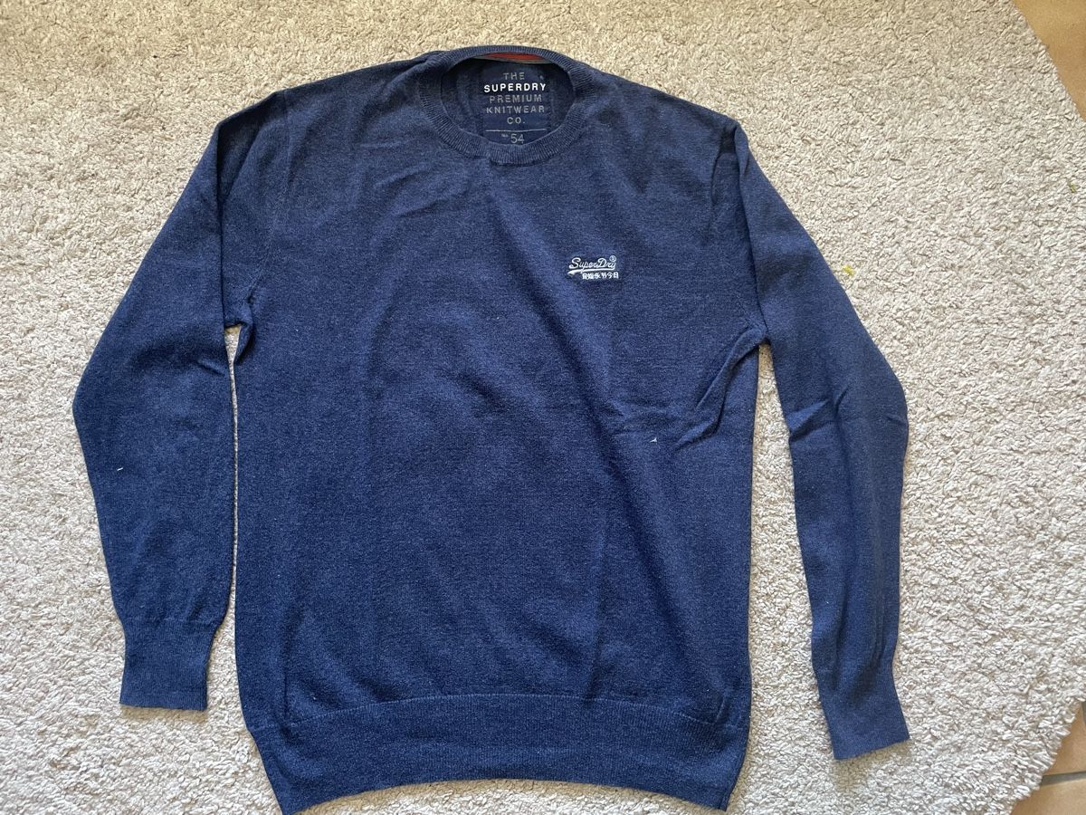 Superdry Pulls & Sweat-shirts: Superdry Strickpullover Grösse M – D'occasion à Greppen par httpx.1