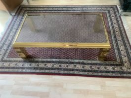 Salon Tisch