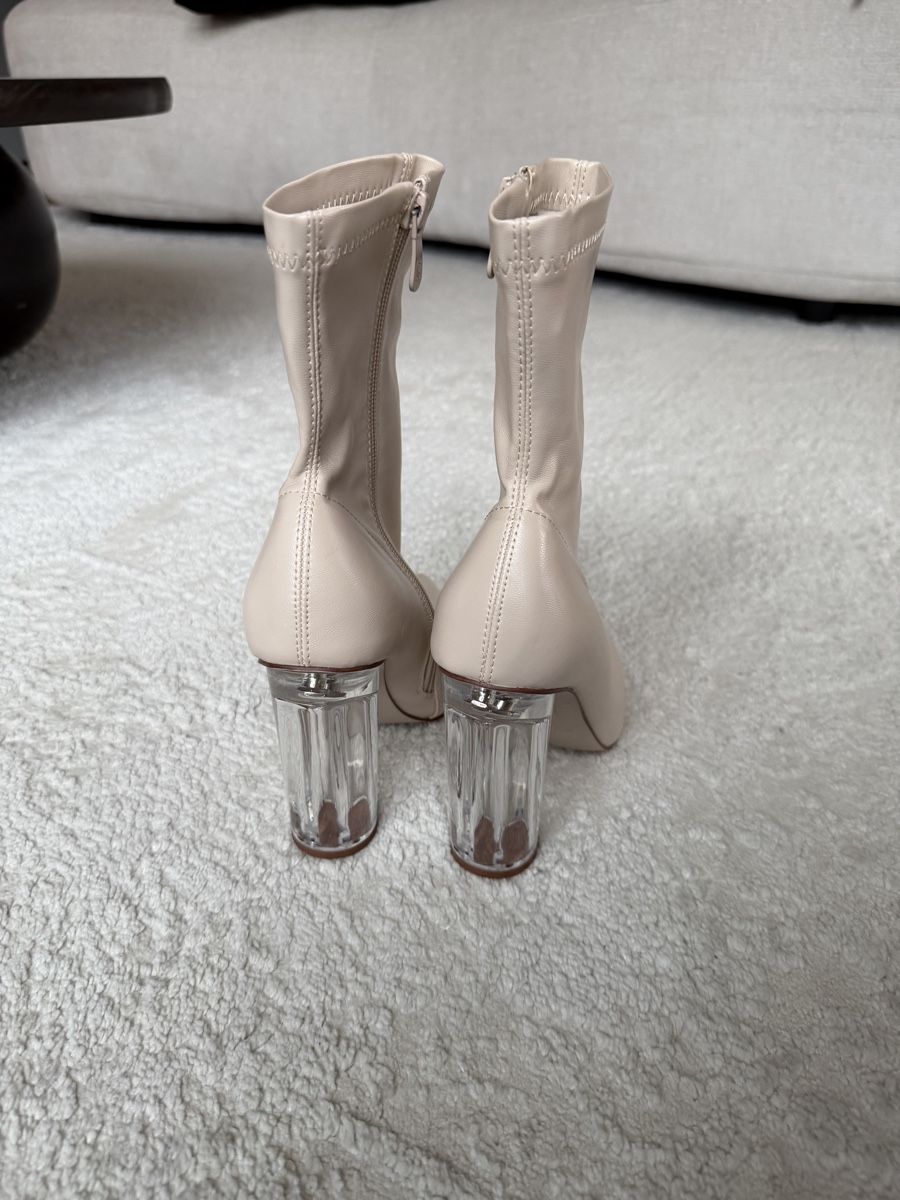 Damenschuhe: Beige Boots, Transparent Heel, Size 37 – Neu (gemäss Beschreibung) aus Dübendorf von ilianalou 1