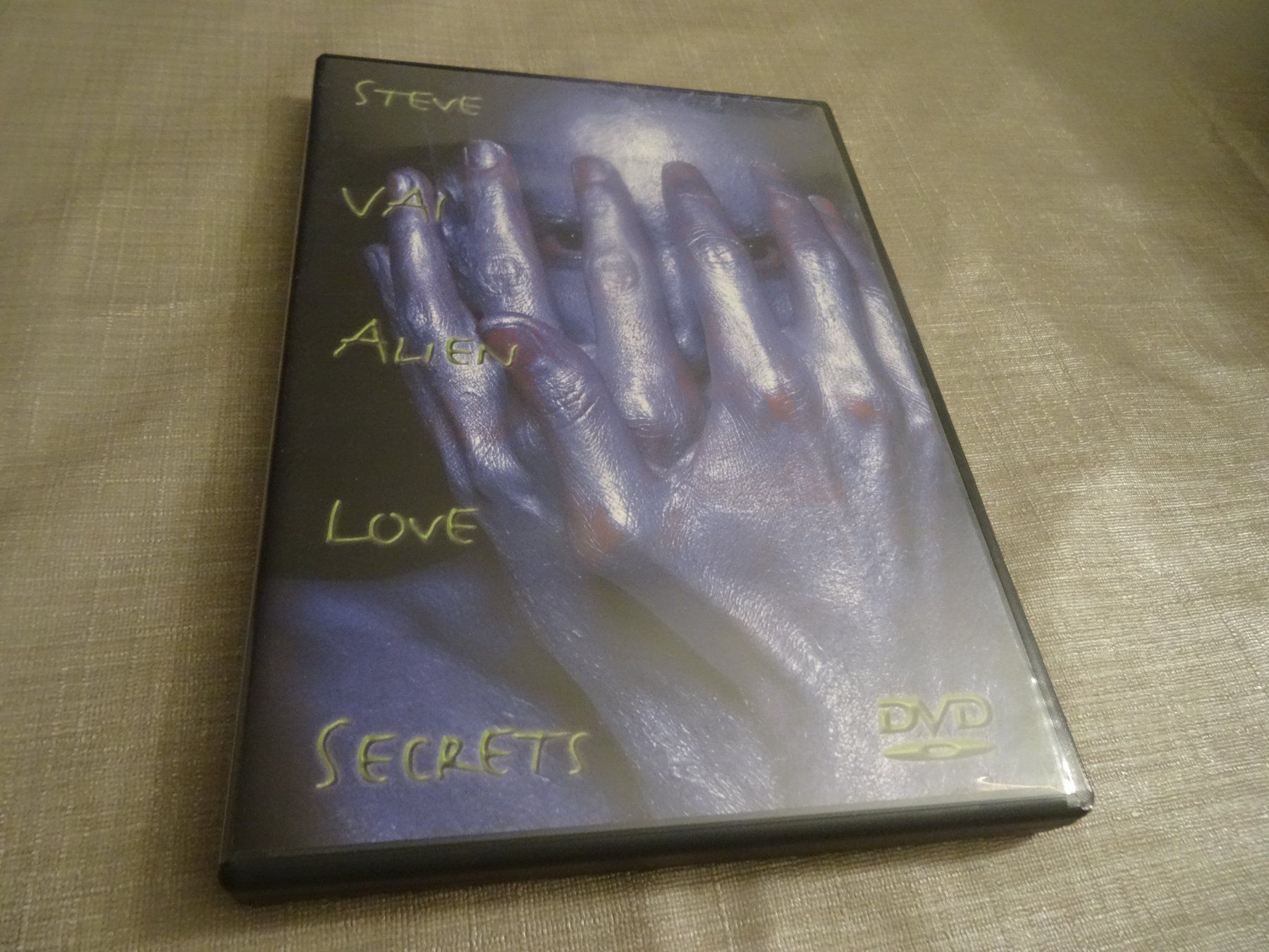 Tutti i DVDs: Steve Vai - Alien Love Secrets DVD – Usato da Olten venduto da Disc-Verkauf