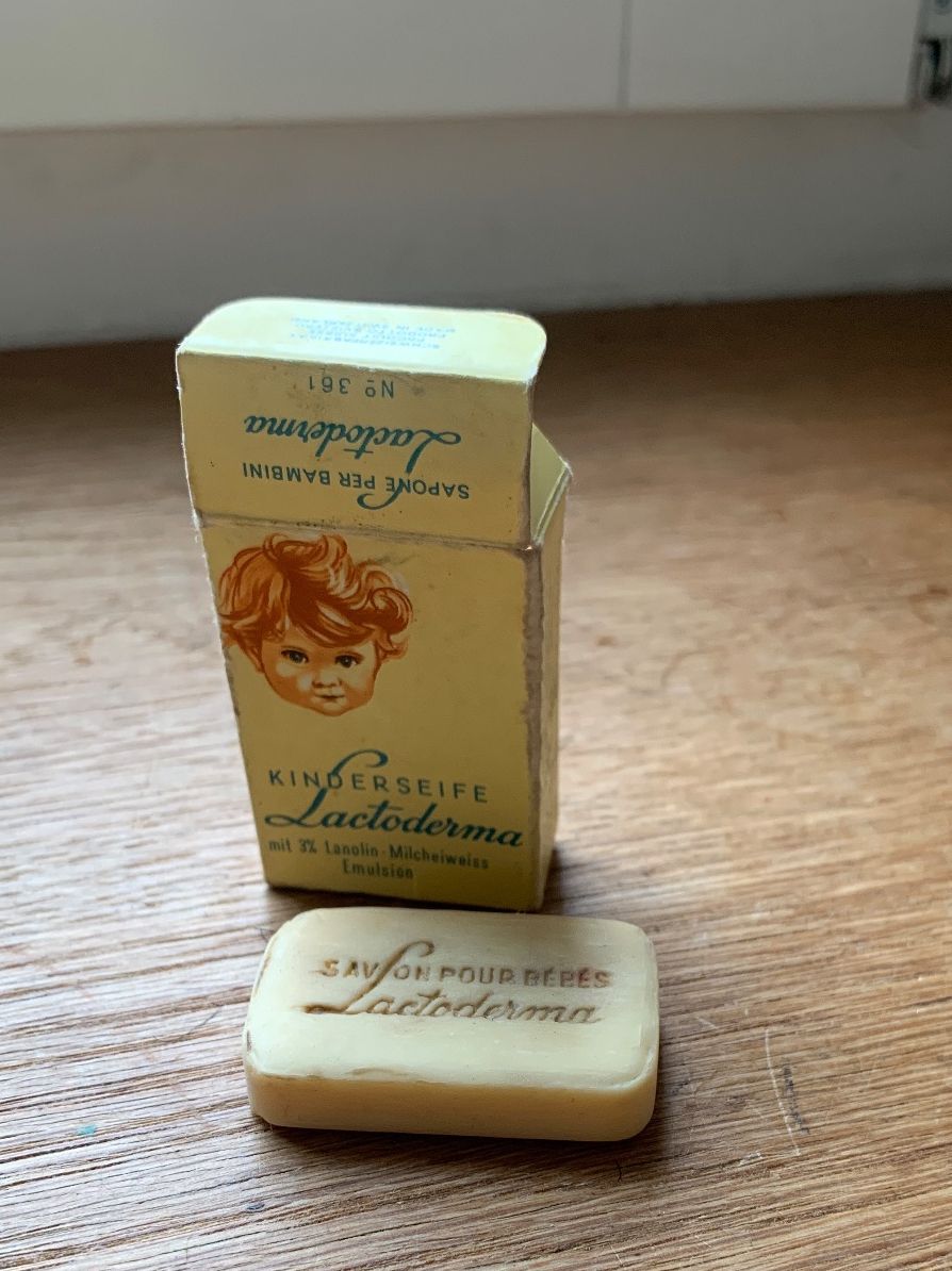 Duschen: Vintage Lactoderma Kinderseife, neu & originalverpackt! – Gebraucht aus Richterswil von Moii89 1