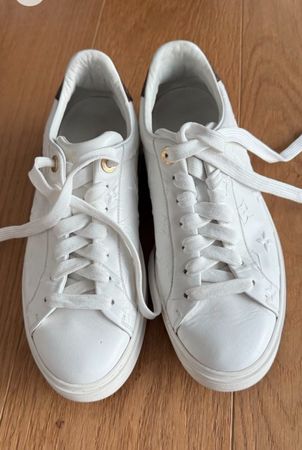 LOUIS VUITTON TIME OUT SNEAKERS 38