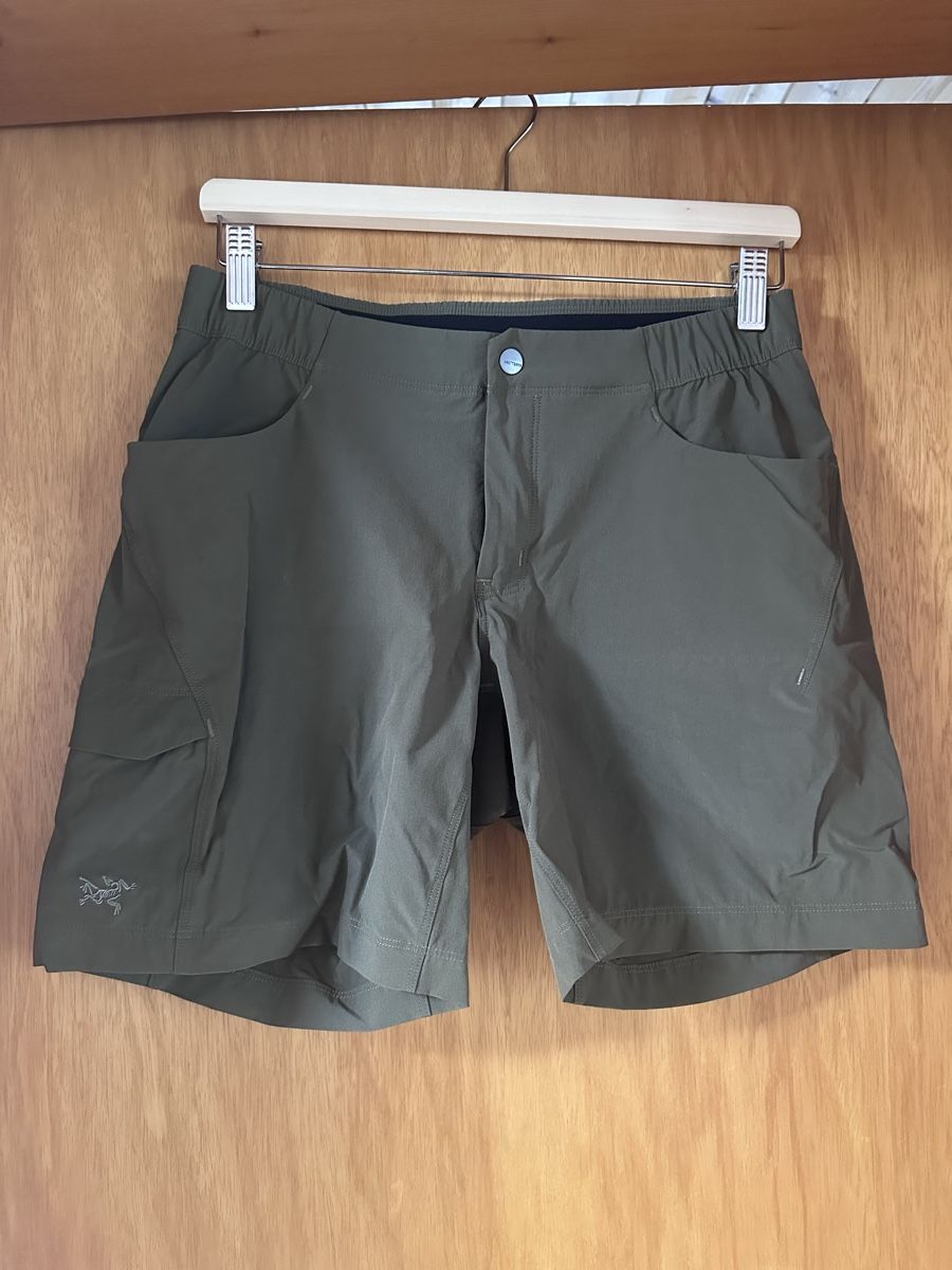 Arcteryx Pantaloni: Arc'teryx Shorts Damen Gr. S/6  – Usato da Klosters venduto da vollhalb