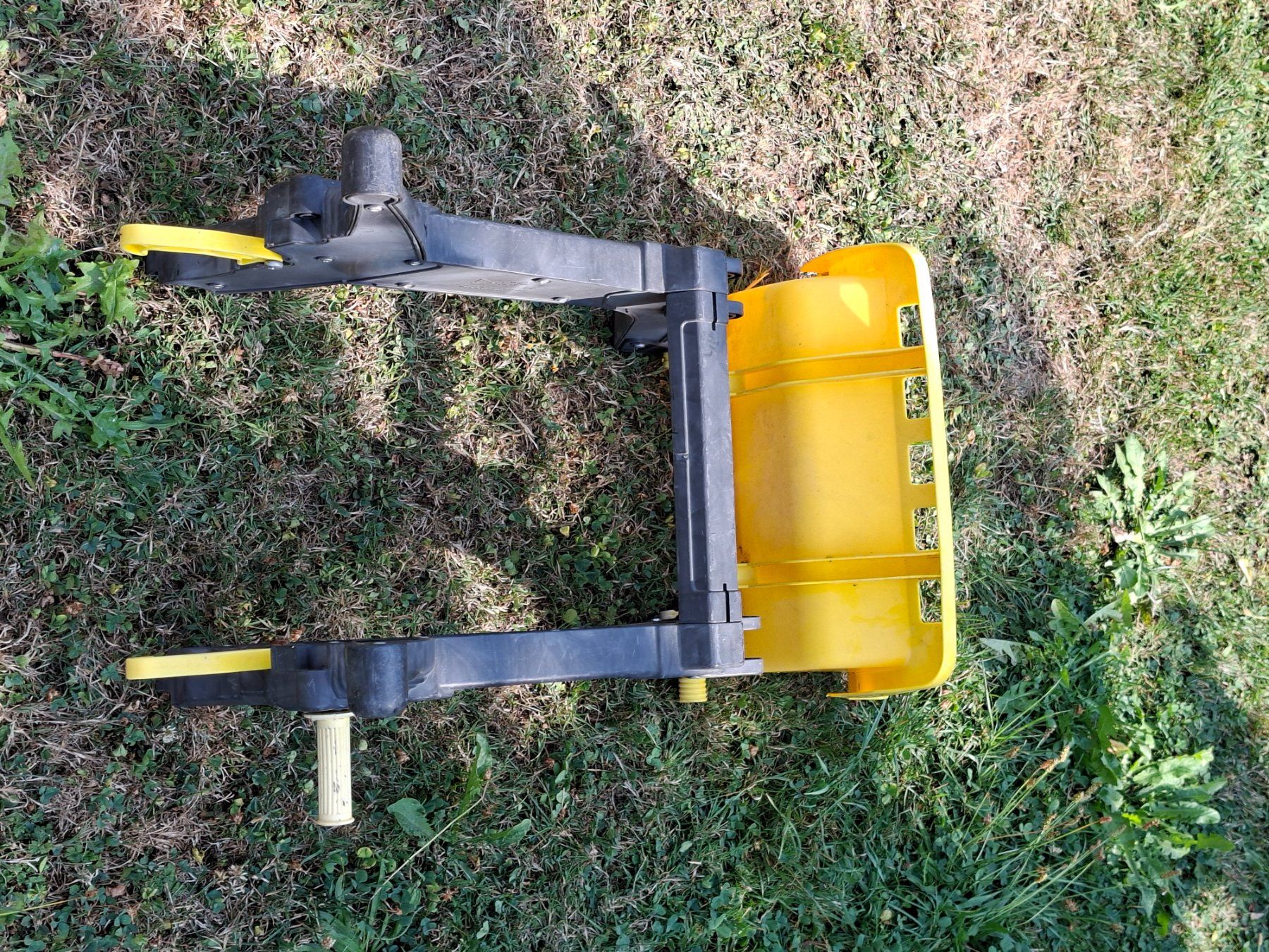 Giocattoli: Frontlader zu Kinder-Trettraktor – Usato da Rüti ZH venduto da carmen_b 3