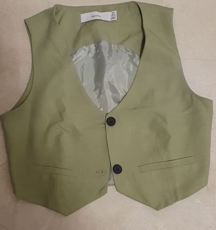 Stylische Weste von Bershka in Olivgrün, Grösse L - Top!