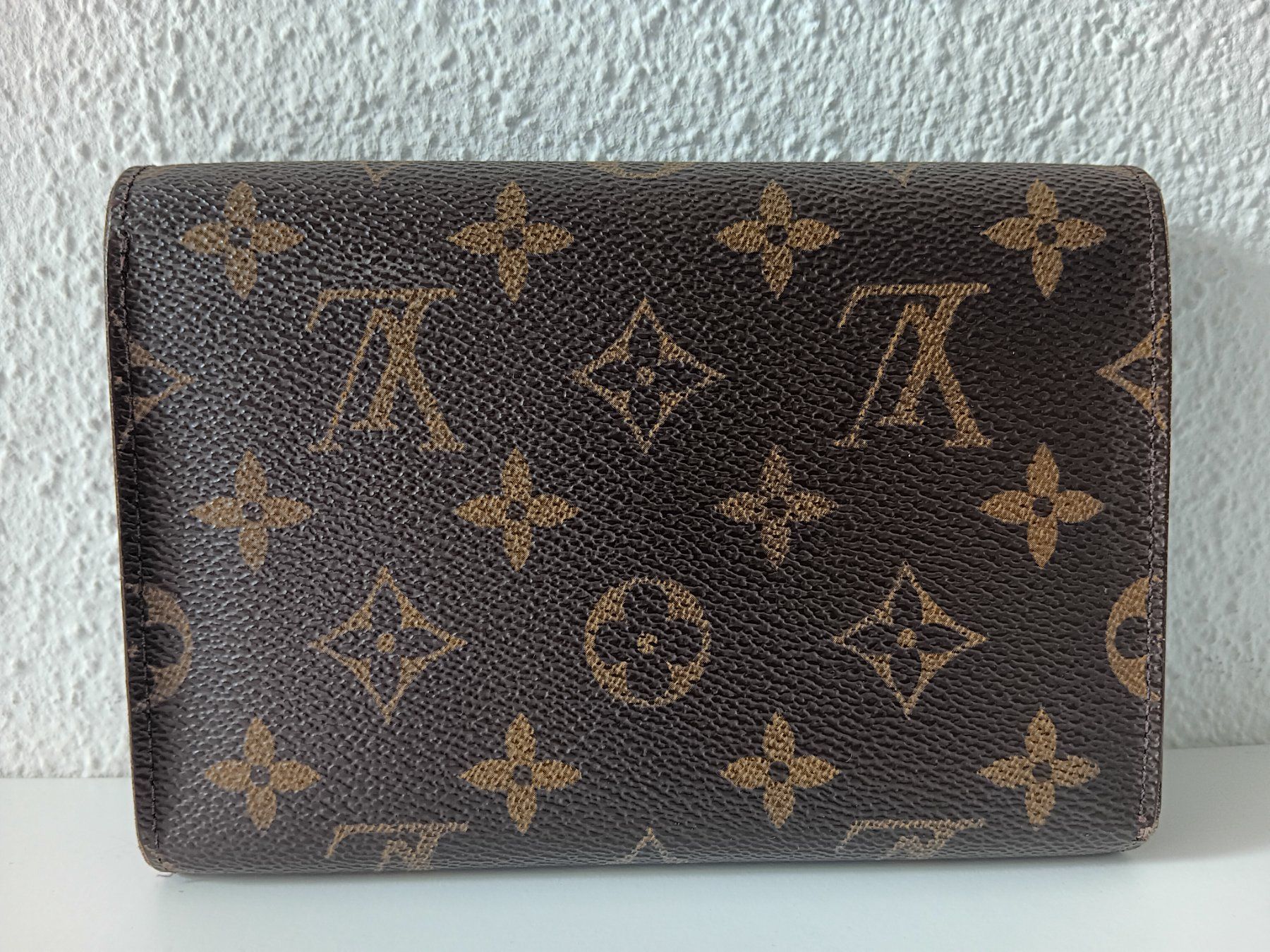 Louis Vuitton Portamonete: LOUIS VUITTON Portemonnaie / Geldbeutel Date code N° SP0969 – Usato da Cossonay-Ville venduto da Les_1001_perles 1