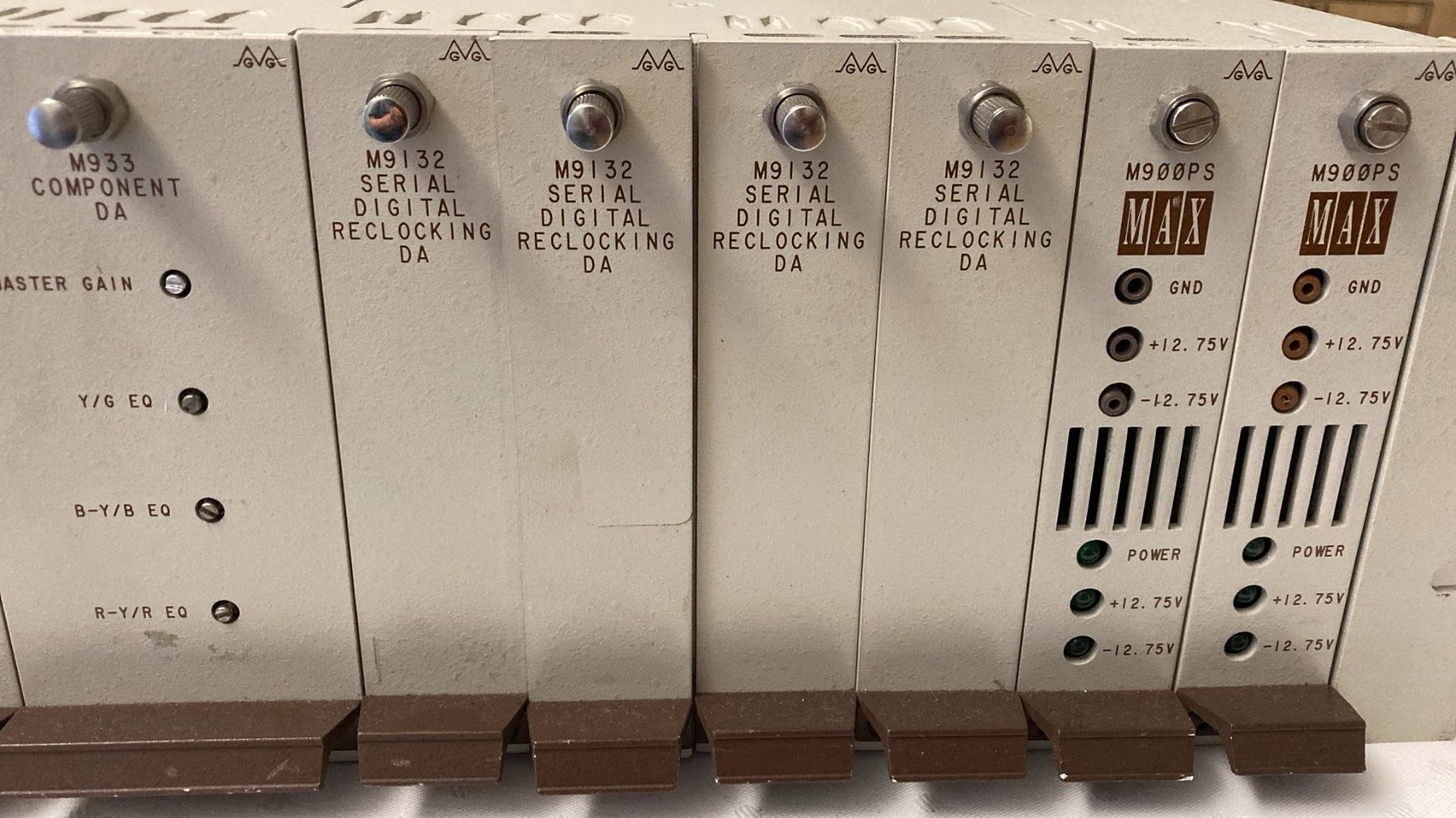 Sonstiges Zubehör: Grass Valley MAX900 Studio-Rack mit Video-Modulen – Gebraucht aus Dietikon von Rima57 3