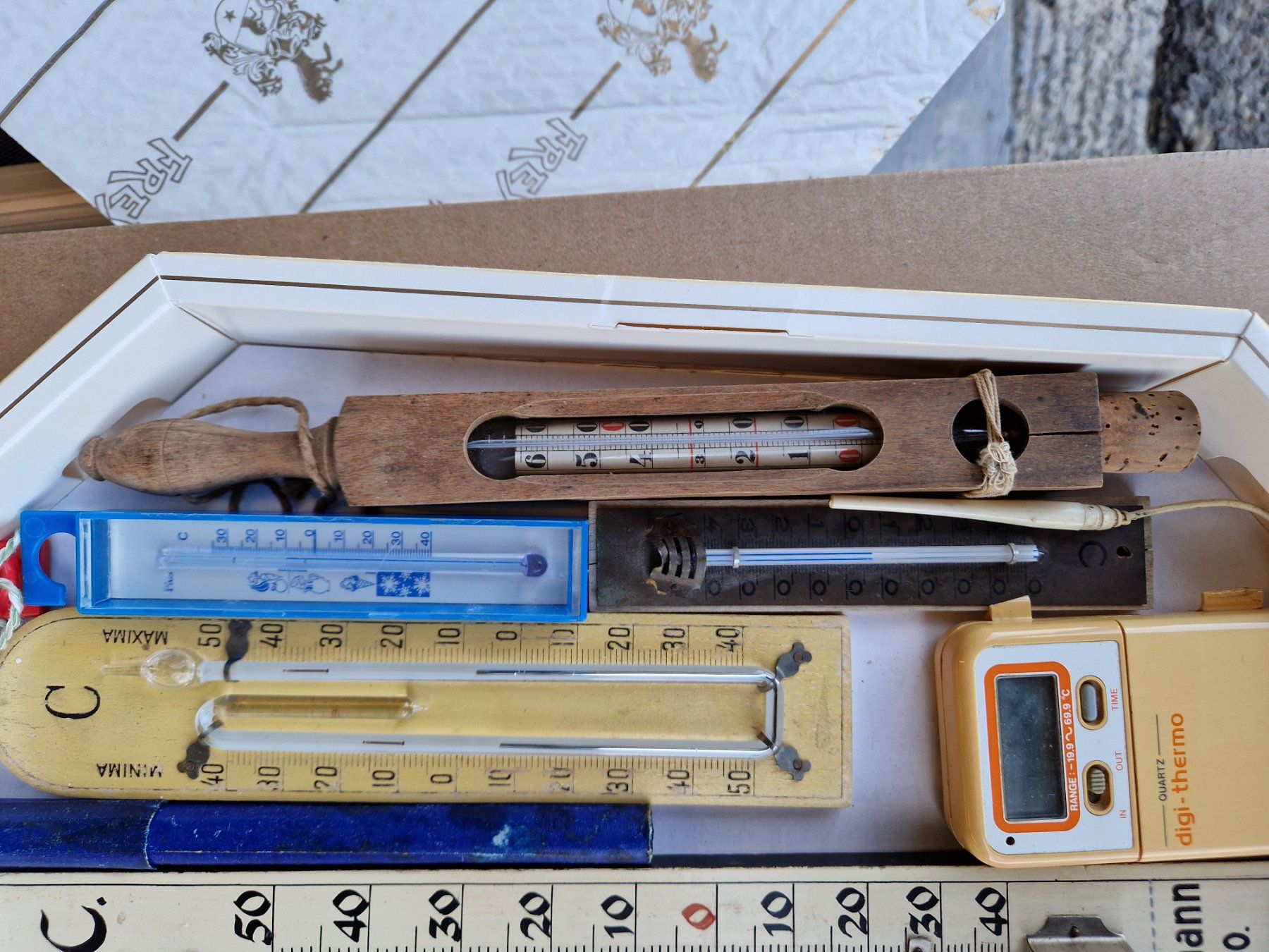 Altro per la casa: Diverse Thermometer 11 Stück  antike und neue – Usato da Wädenswil venduto da verebe 2