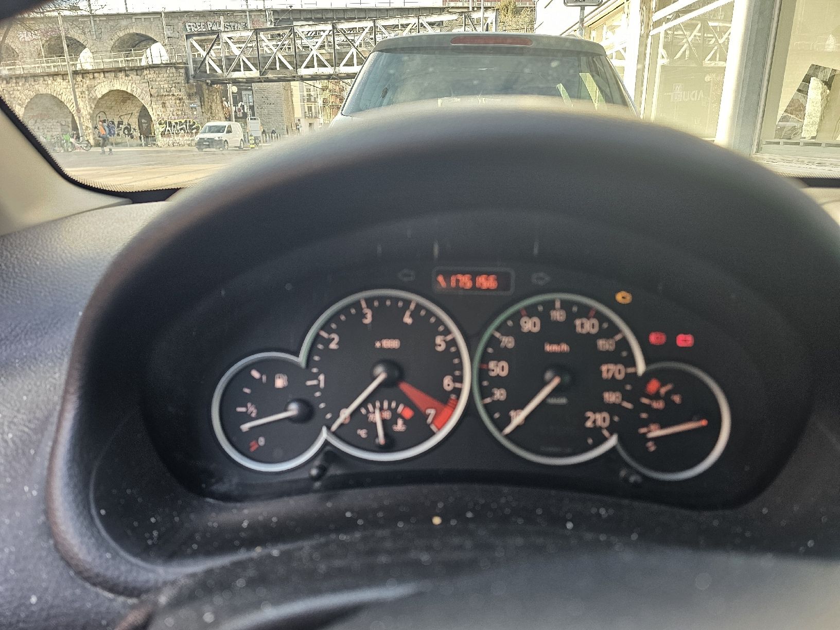 Peugeot Autos: 206 1.4i – Gebraucht aus Lausanne von mri_hsd8 5