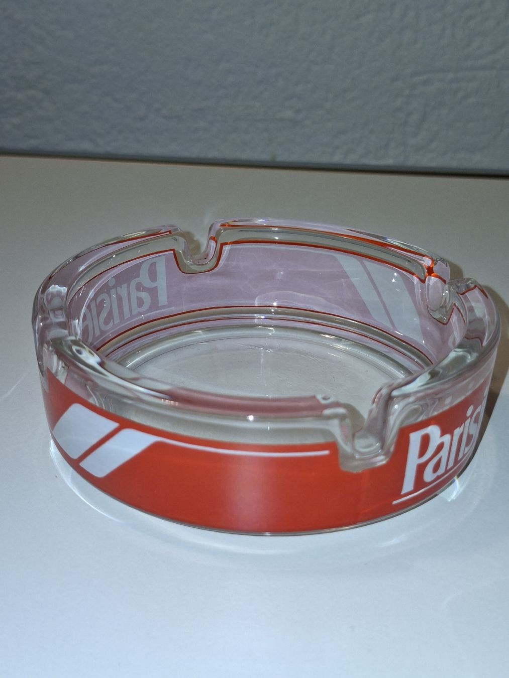 Portacenere: Original Parisienne Werbe-Aschenbecher aus Glas. – Nuovo (secondo la descrizione) da Mellingen venduto da Aegert5 2