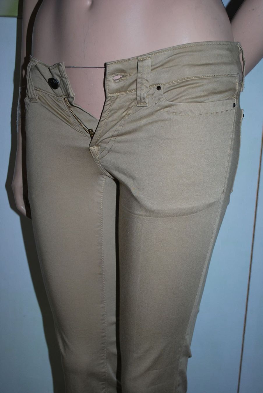 Jeans: Jeans SOS  Taille/Grosse 32 CH NP CHF 210.-- – Usato da Cossonay-ville venduto da Super-Price-Quality 6