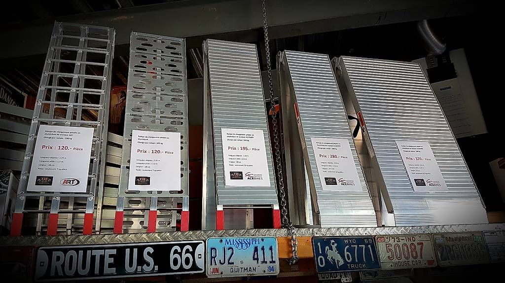 Rampe di accesso: Rampes pliables en aluminium avec sangles – Nuovo e nell'imballaggio originale da Chavornay venduto da Bigblock25 4