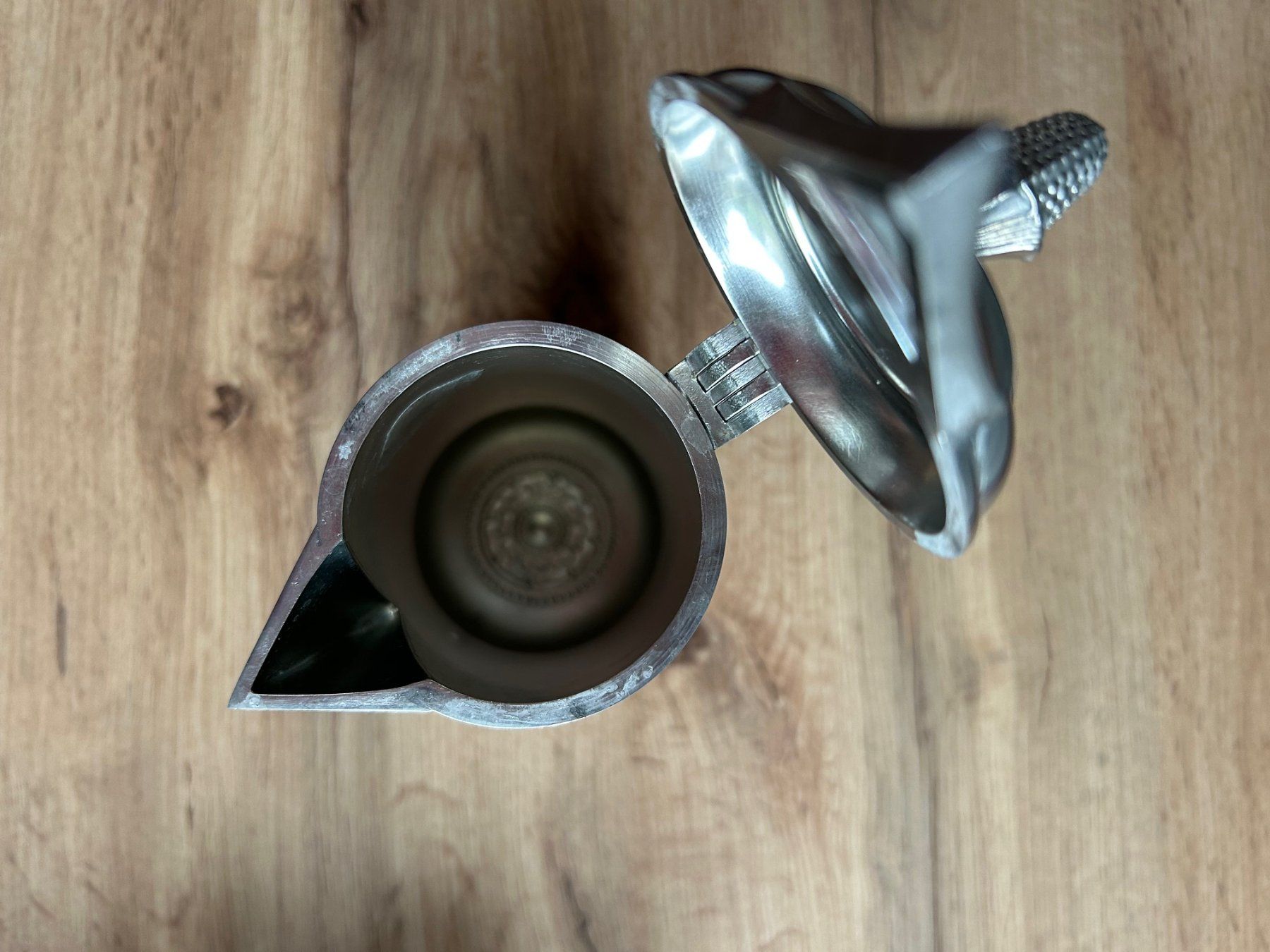 Caraffe: Zinnkanne – Usato da Binningen venduto da Kilini 2