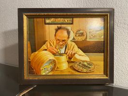 Appenzeller Kunsthandwerk – Handbemaler beim Verzieren