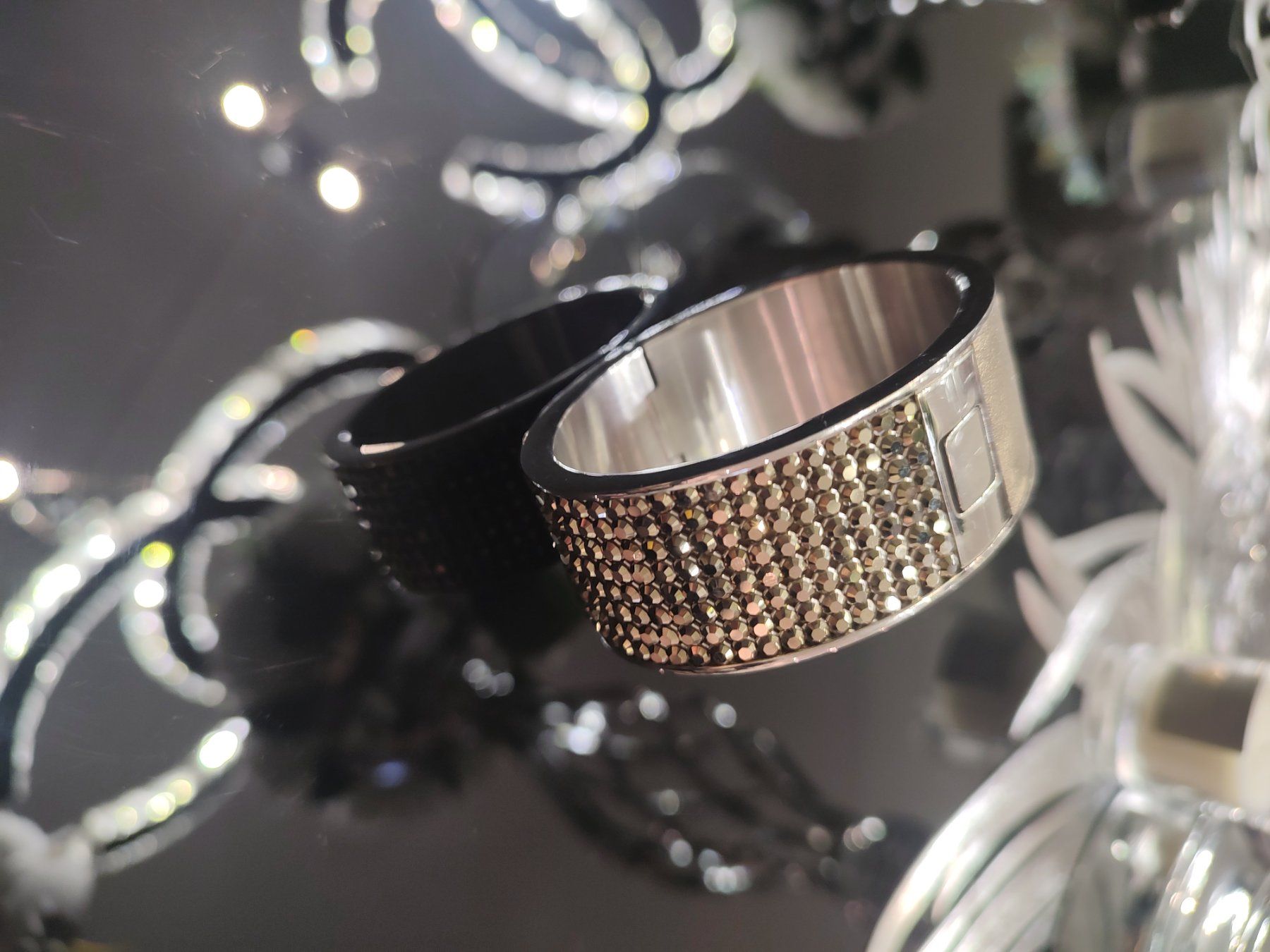 Swarovski Bracciali & Braccialetti: Armreif Swarovski Grösse M – Usato da Niederbipp venduto da cra_9xqn 2