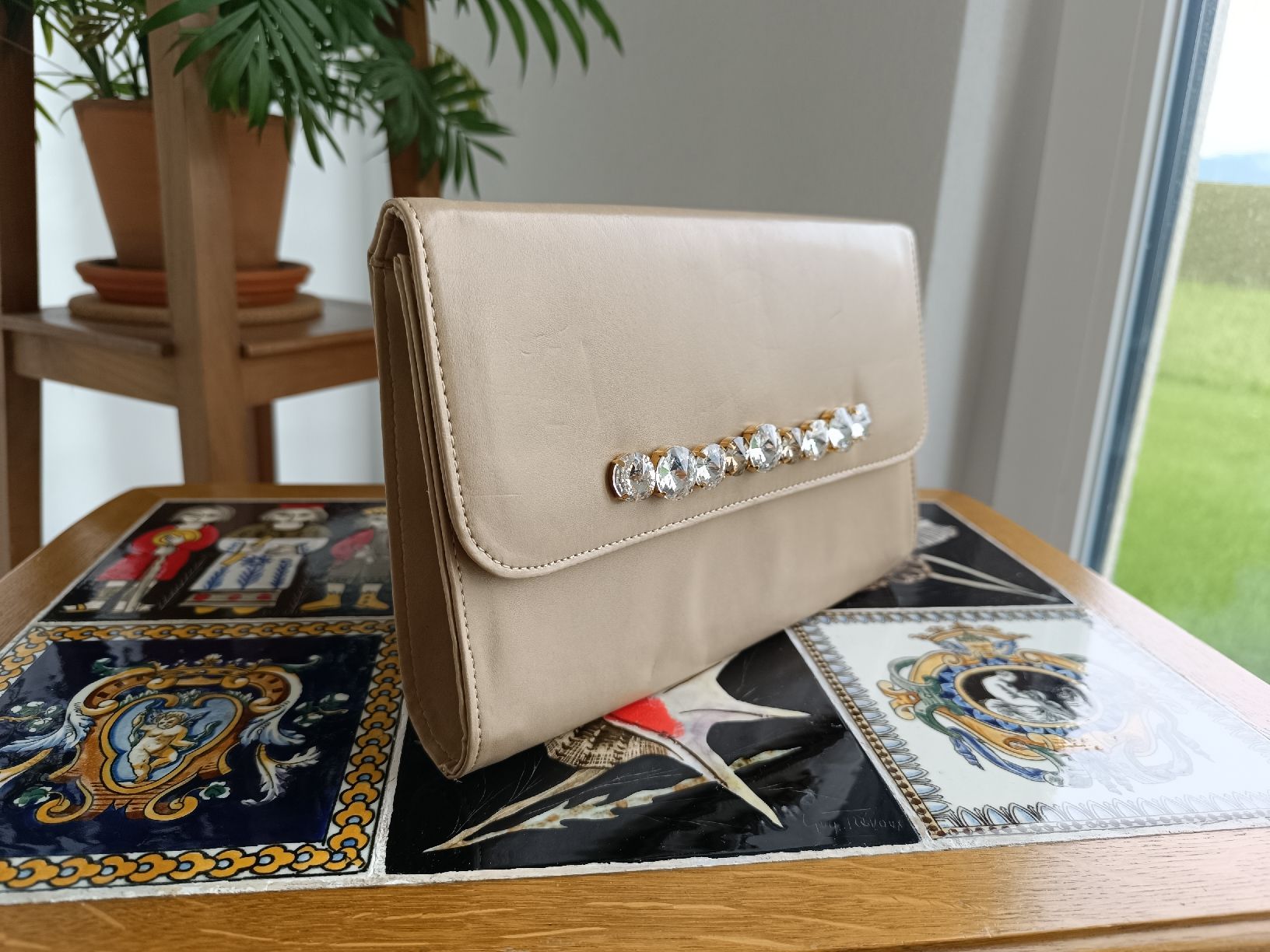 Sacs femmes: Clutch beige / sand – D'occasion à Wolfwil par SecondOwner 1