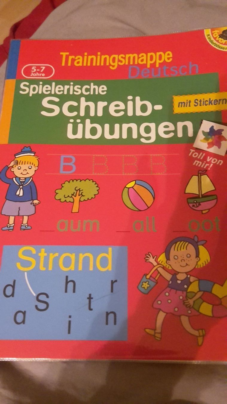Bücher: Trainingsmappe Schreibūbungen – Neu (gemäss Beschreibung) aus Schwarzenburg von Flamingo07