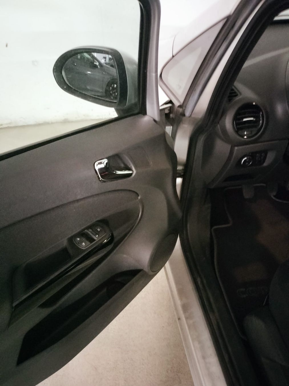 Opel Autos: Opel Corsa D 1.4 – Gebraucht aus Salmsach von Viv31 1