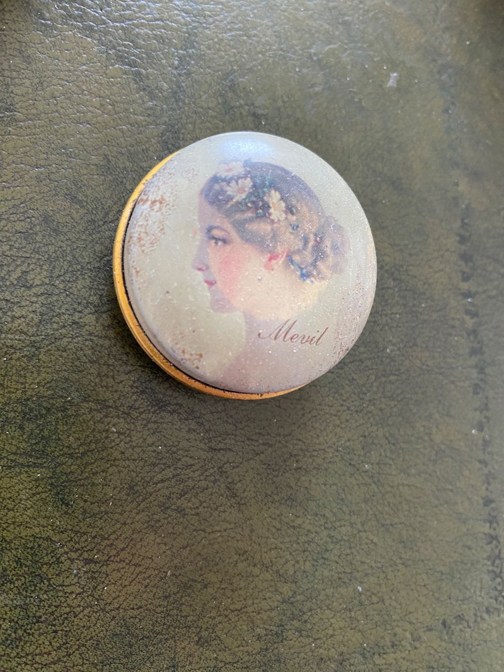 Behälter & Ähnliches: vintage Pillendose Mevil Tabletten Dose 42 mm – Gebraucht aus THERWIL von Fcbbasel