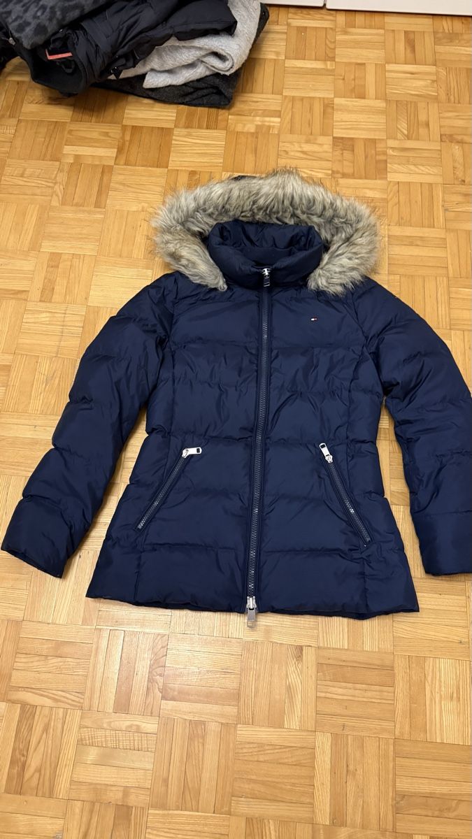 Tommy Hilfiger Giacche: Tommy Hilfiker – Nuovo (secondo la descrizione) da Olten venduto da Elifsu