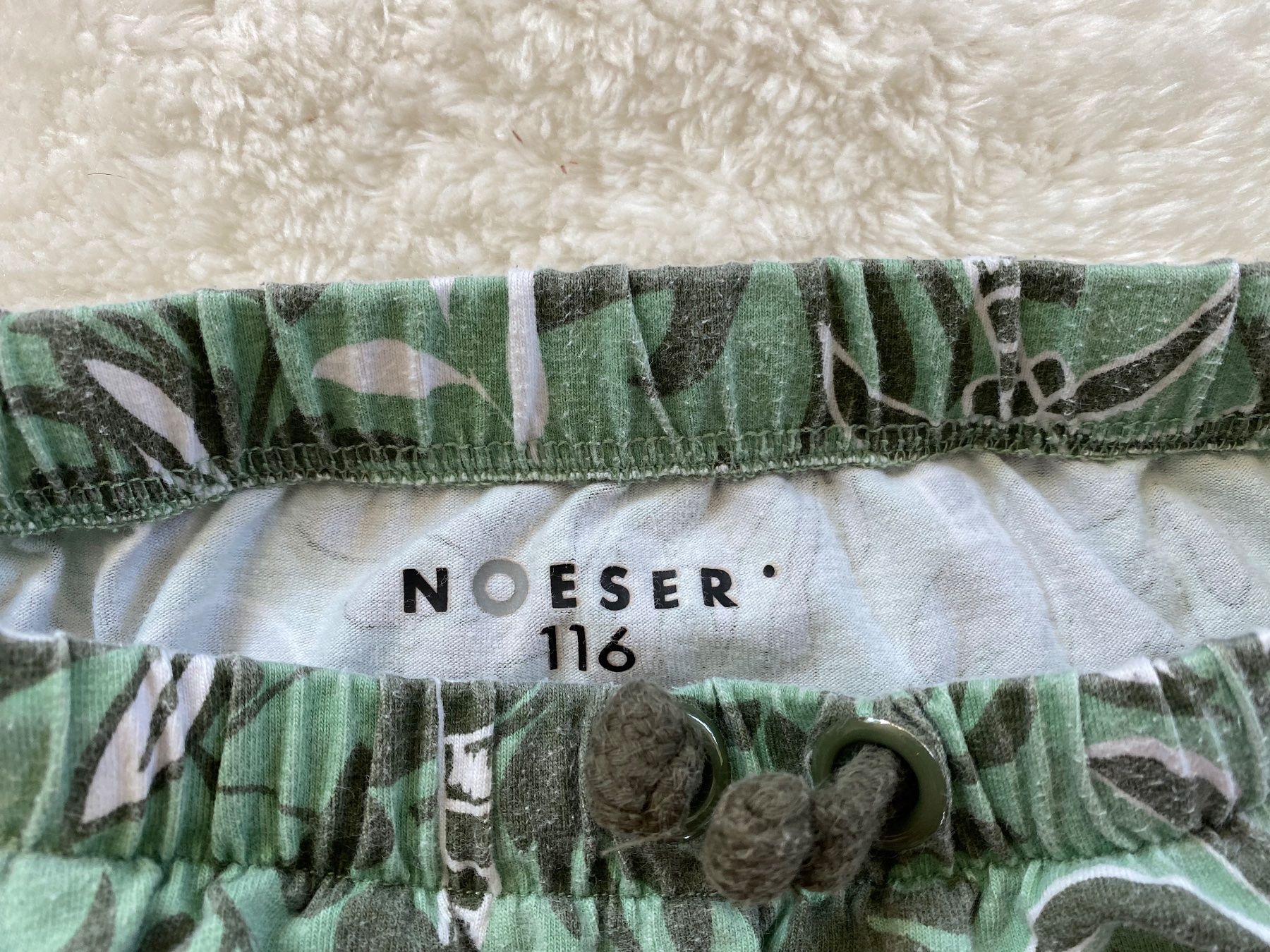 Pantaloni: Hose NoEser Gr. 110/116 – Usato da Allschwil venduto da lucifa 1