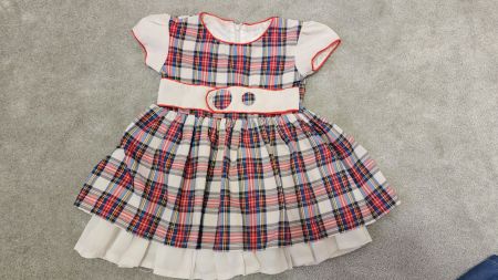 Kleid Grösse 98