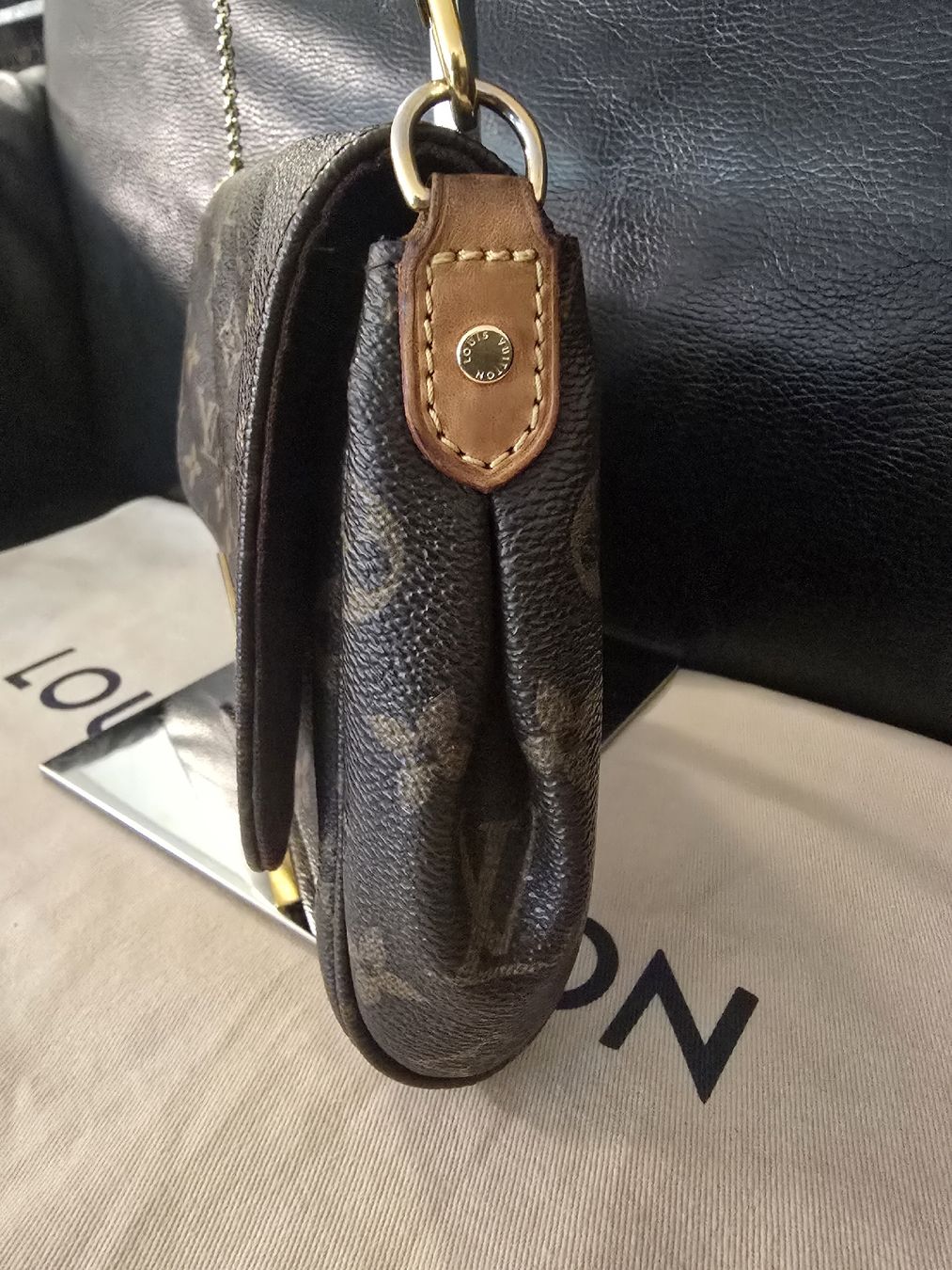 Louis Vuitton Borse da donna: Louis Vuitton Favorite MM Monogram Canvas – Usato da Gattikon venduto da lavric_d 3