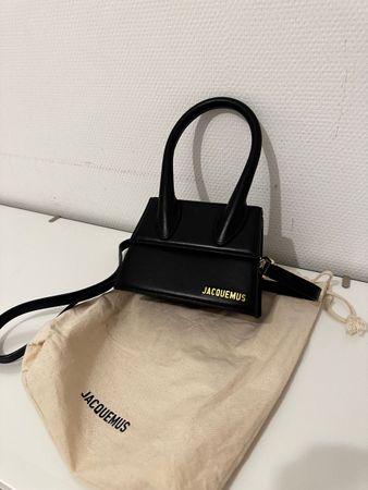 Jacquemus Black Mini Bag 🖤✨