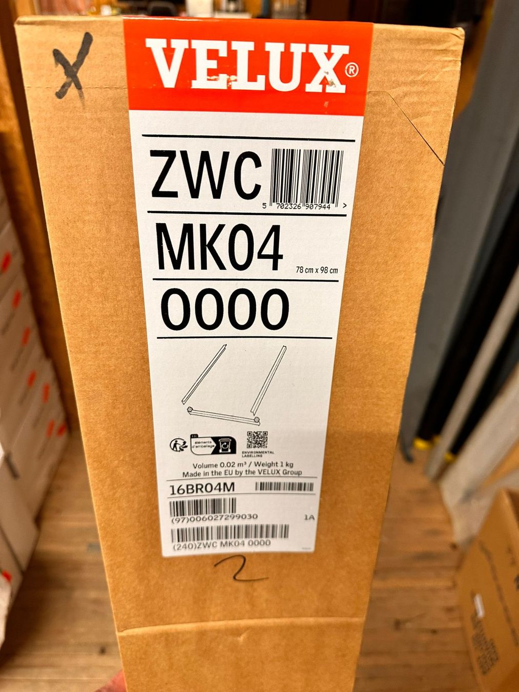 Finestre: Neues Velux Abdeckblech ZWC MK04, Originalverpackt – Nuovo e nell'imballaggio originale da Niederönz venduto da wieadi