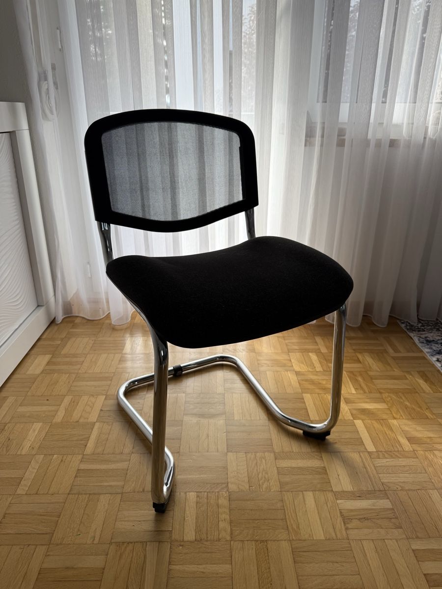 Stühle: 4 Freischwinger- Besucherstühle – Neu (gemäss Beschreibung) aus Gossau SG von cuk_fyc6 3