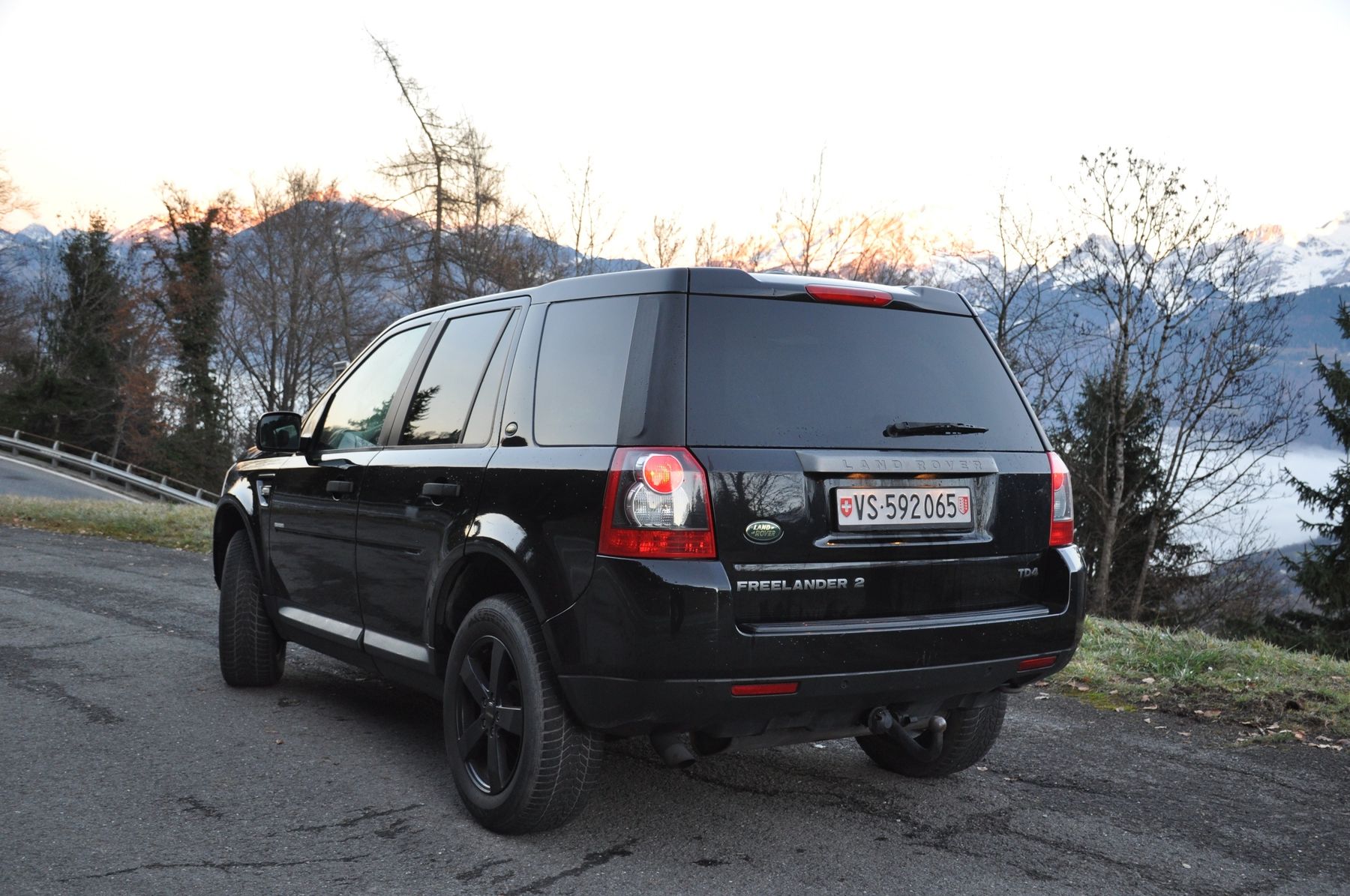 Land Rover Automobili: Landrover freelander 2.2 TD4  – Usato da Monthey venduto da lpa_9ynf 3