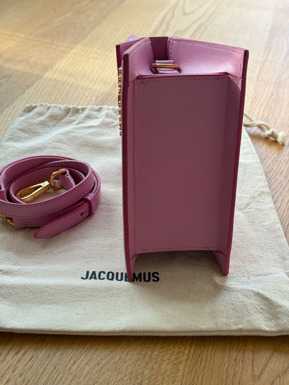 Borse da donna: Jacquemus the medium Chiquito – Usato da Uetikon am See venduto da sav_6dqg 2