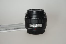 Olympus Objektiv Zuiko Digital 3,5 / 35mm Macro neuwertig