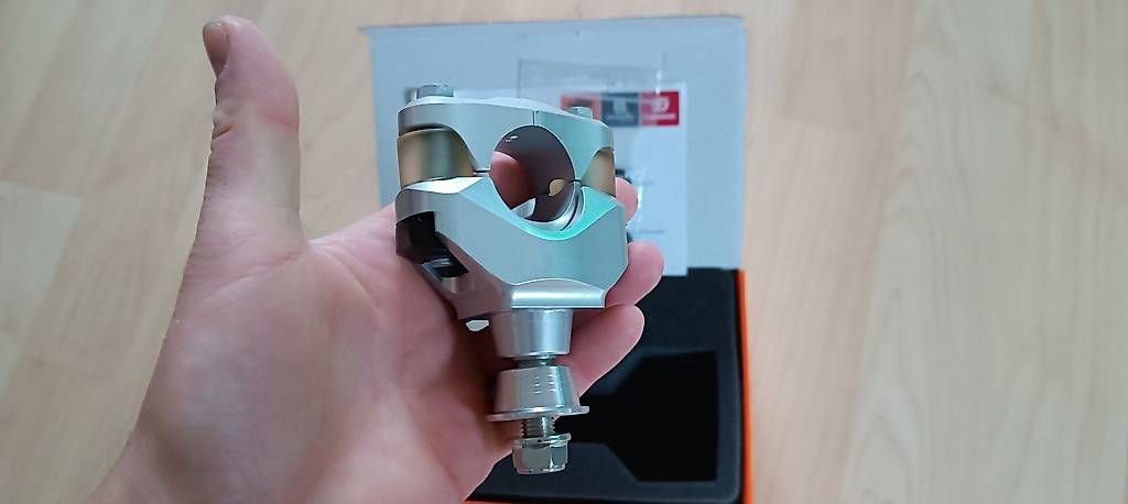 Tutti i ricambio per moto: KTM Progressives Lenkerdämpfungssystem (PHDS) – Usato da Alt St. Johann venduto da mar_rgq8 3