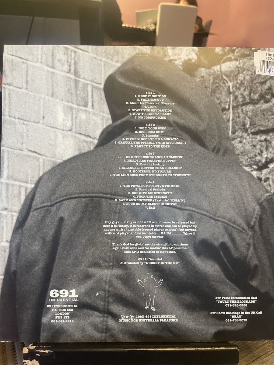Dischi in vinile: Blade / the Lions goes from strenght  – Nuovo (secondo la descrizione) da Dagmersellen venduto da stonefinger 1