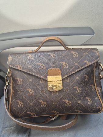 Handtasche Mollerus braun mit Logo Muster guter Zustand