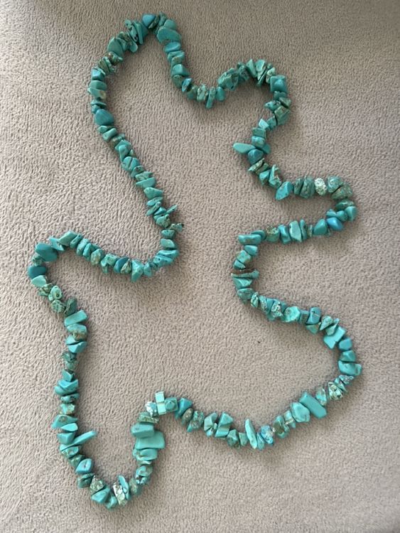 Collier Pierres Turquoises Authentiques – Vintage – Occasion