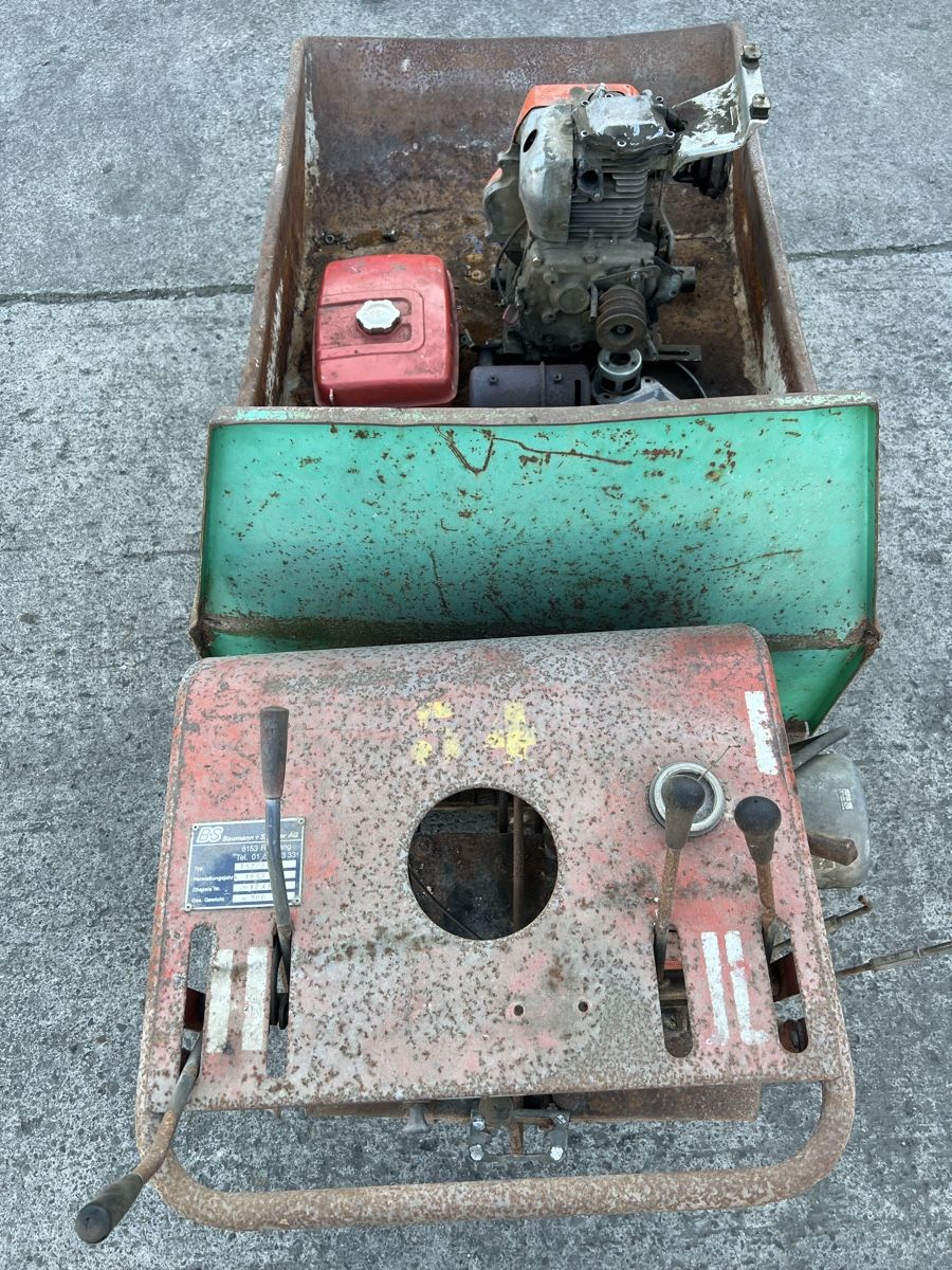 Tutte le macchine: Raupendumper hydraulisch kippbar Defekt  – Difettoso da Uster venduto da Uster1984 2